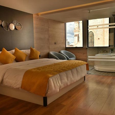 Hotel Vaway Куэнка Экстерьер фото