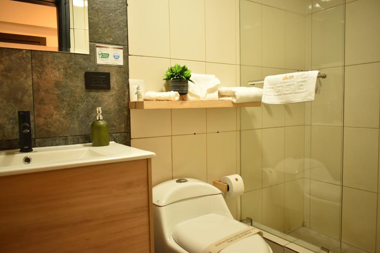 Hotel Vaway Куэнка Экстерьер фото
