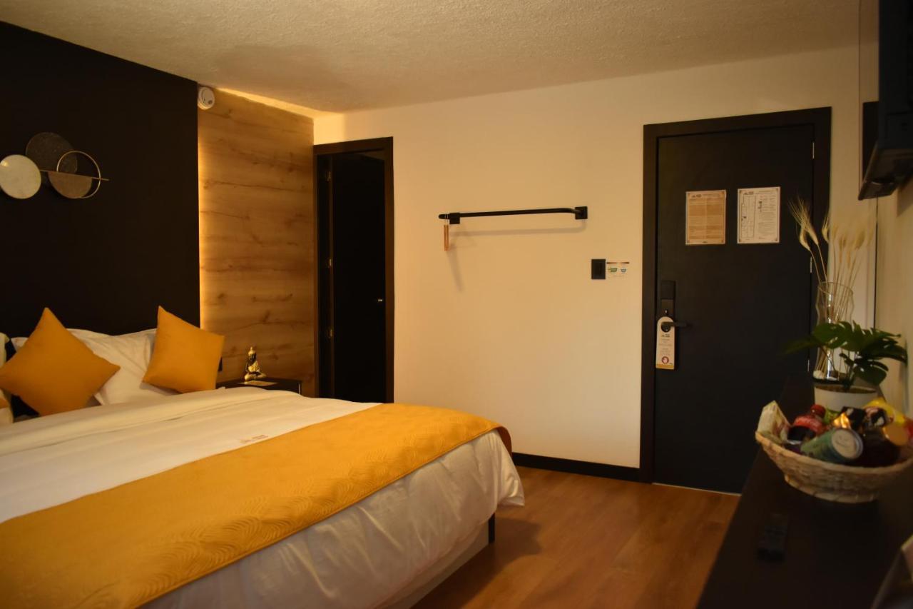 Hotel Vaway Куэнка Экстерьер фото