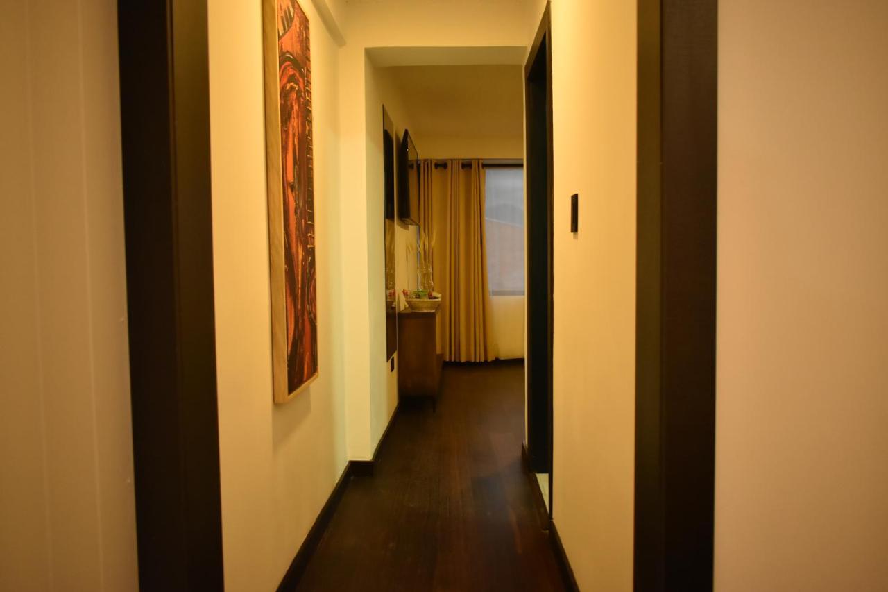 Hotel Vaway Куэнка Экстерьер фото