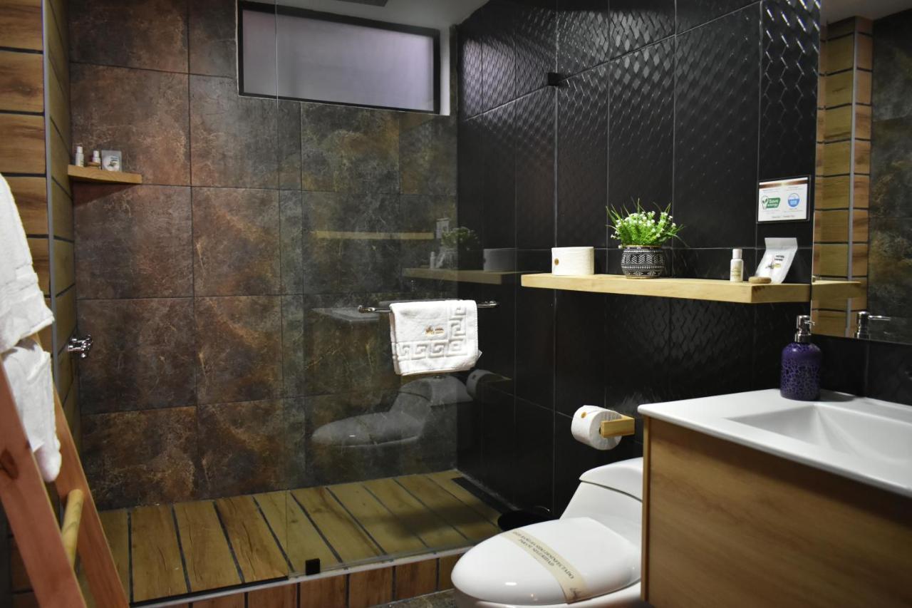 Hotel Vaway Куэнка Экстерьер фото