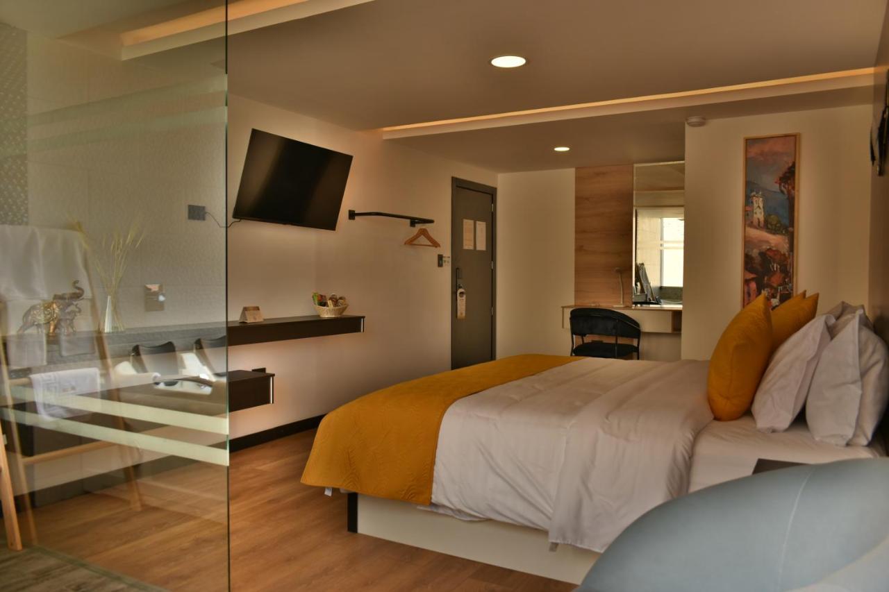 Hotel Vaway Куэнка Экстерьер фото