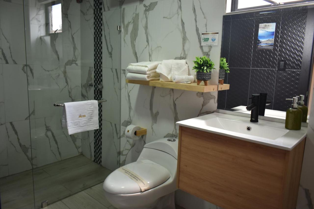 Hotel Vaway Куэнка Экстерьер фото