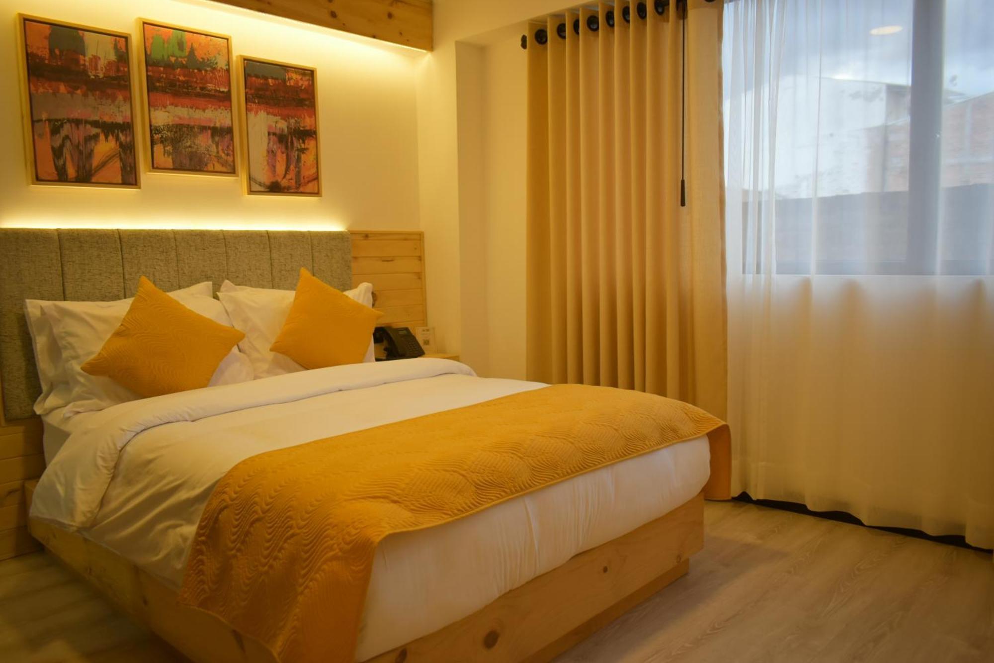 Hotel Vaway Куэнка Экстерьер фото